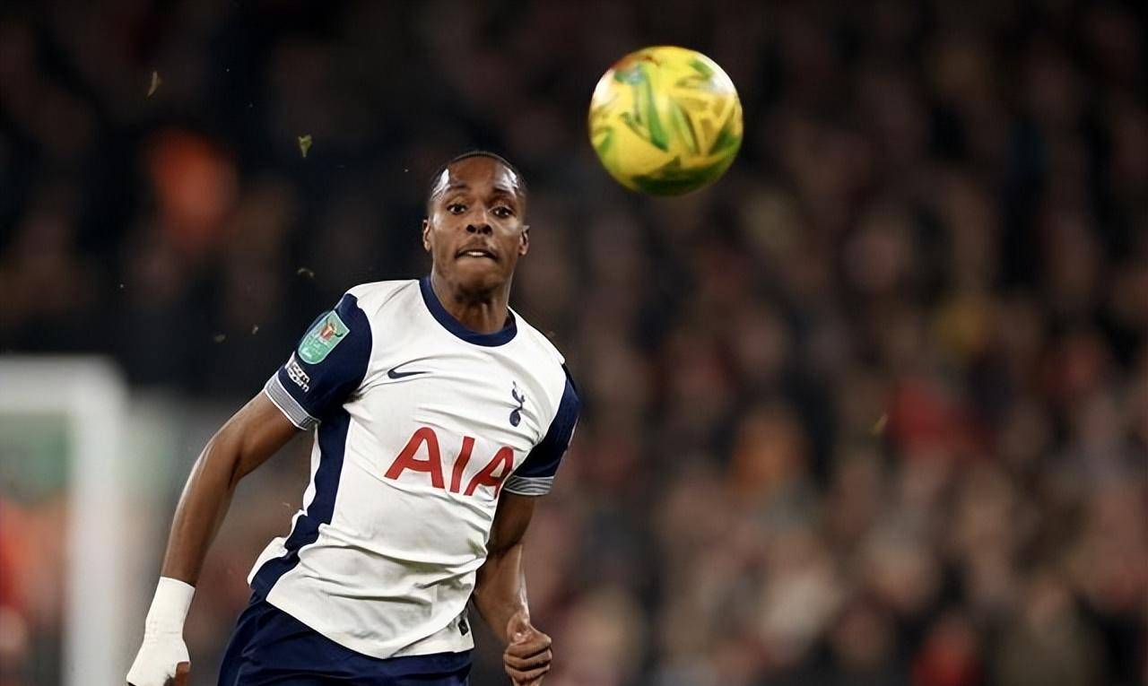 致的, 给这位年轻