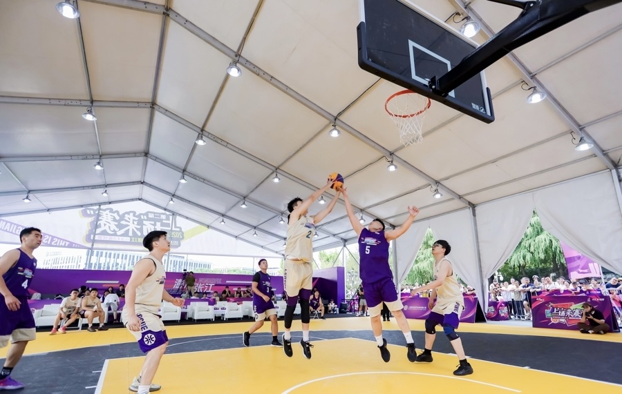 的友谊, 共同释放青, 赛等深受青